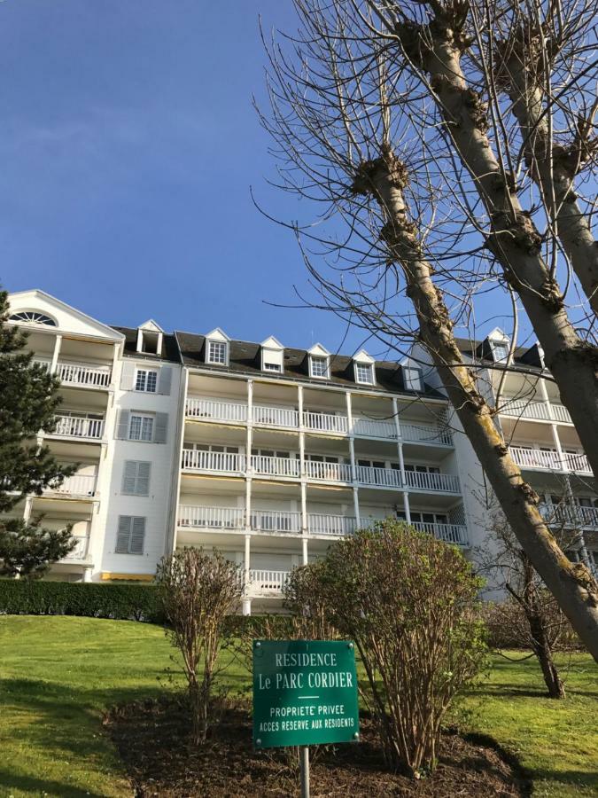 Les Terrasses Du Parc Cordier 滨海图维列 外观 照片